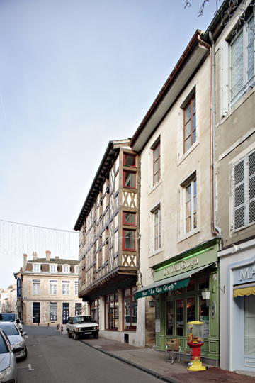 Restauration de La tête noire et logements