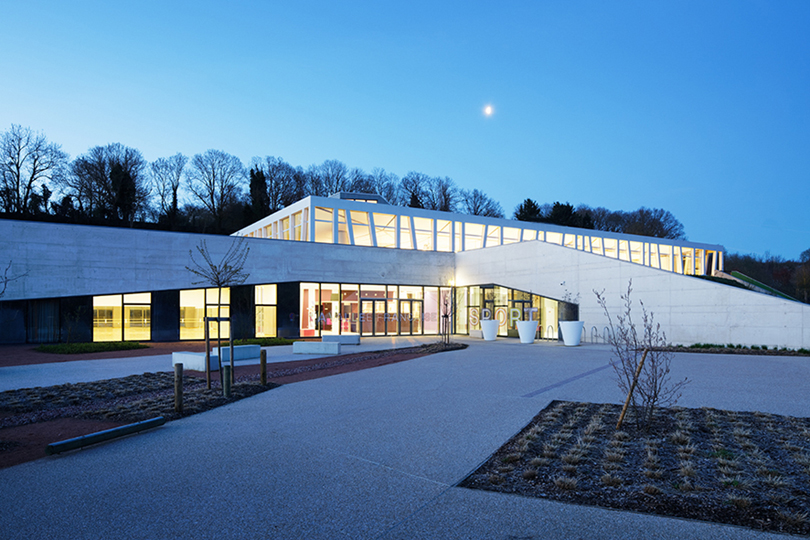 Complexe Sportif à Freneuse