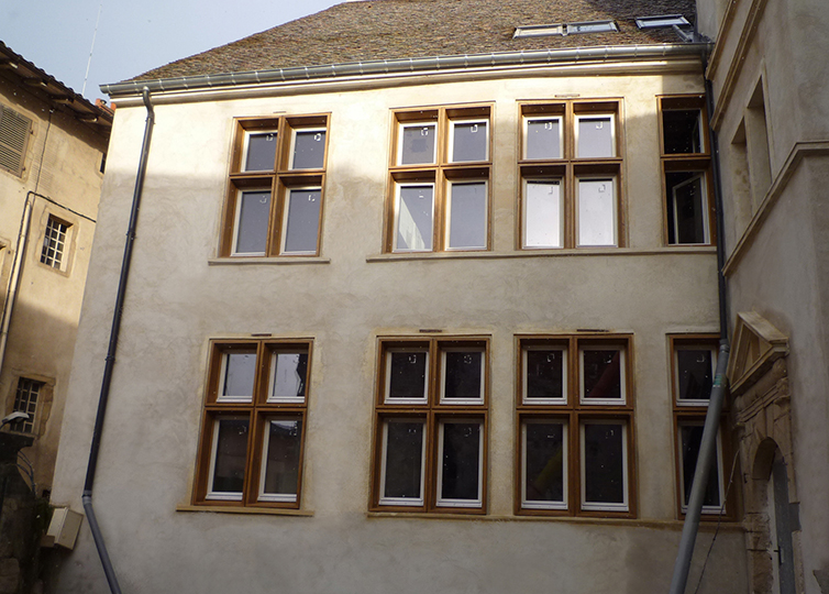 Restauration de la maison du bailli et logements